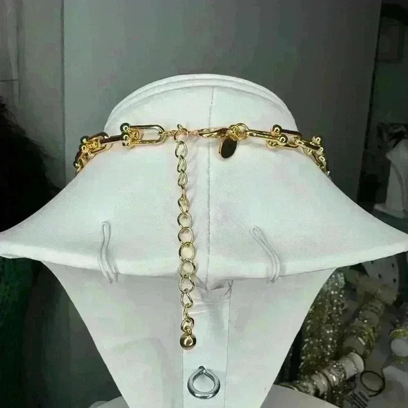 Gold Equestrian Links & Pearl Necklace - Picture 5 of 5